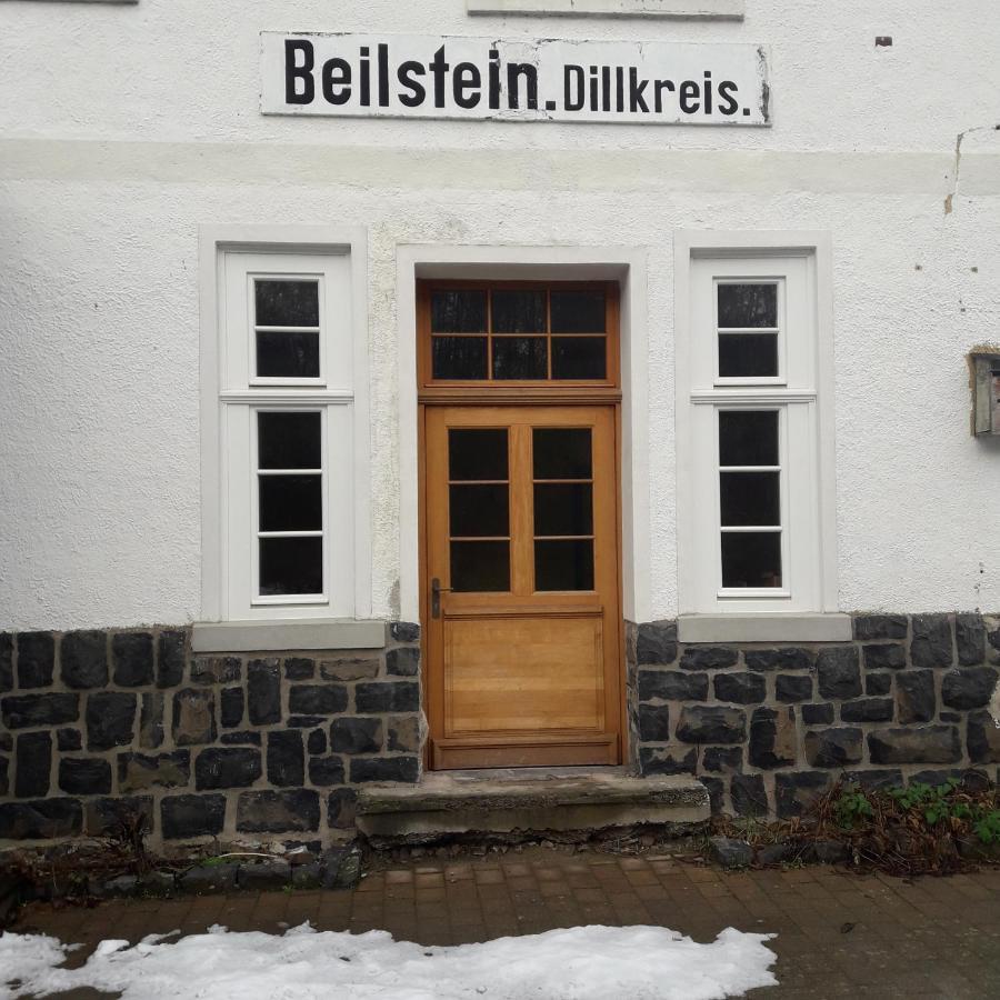 Kleines Bahnhofshotel Greifenstein Exterior foto